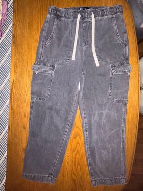 GAP Gray Stonewash Demin Joggers with White Drawstring